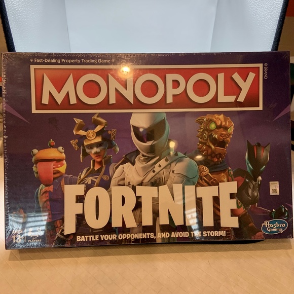 Monopoly Fortnite Edition Hasbro Gaming Board Game 13+ SEALED - Picture 2 of 12